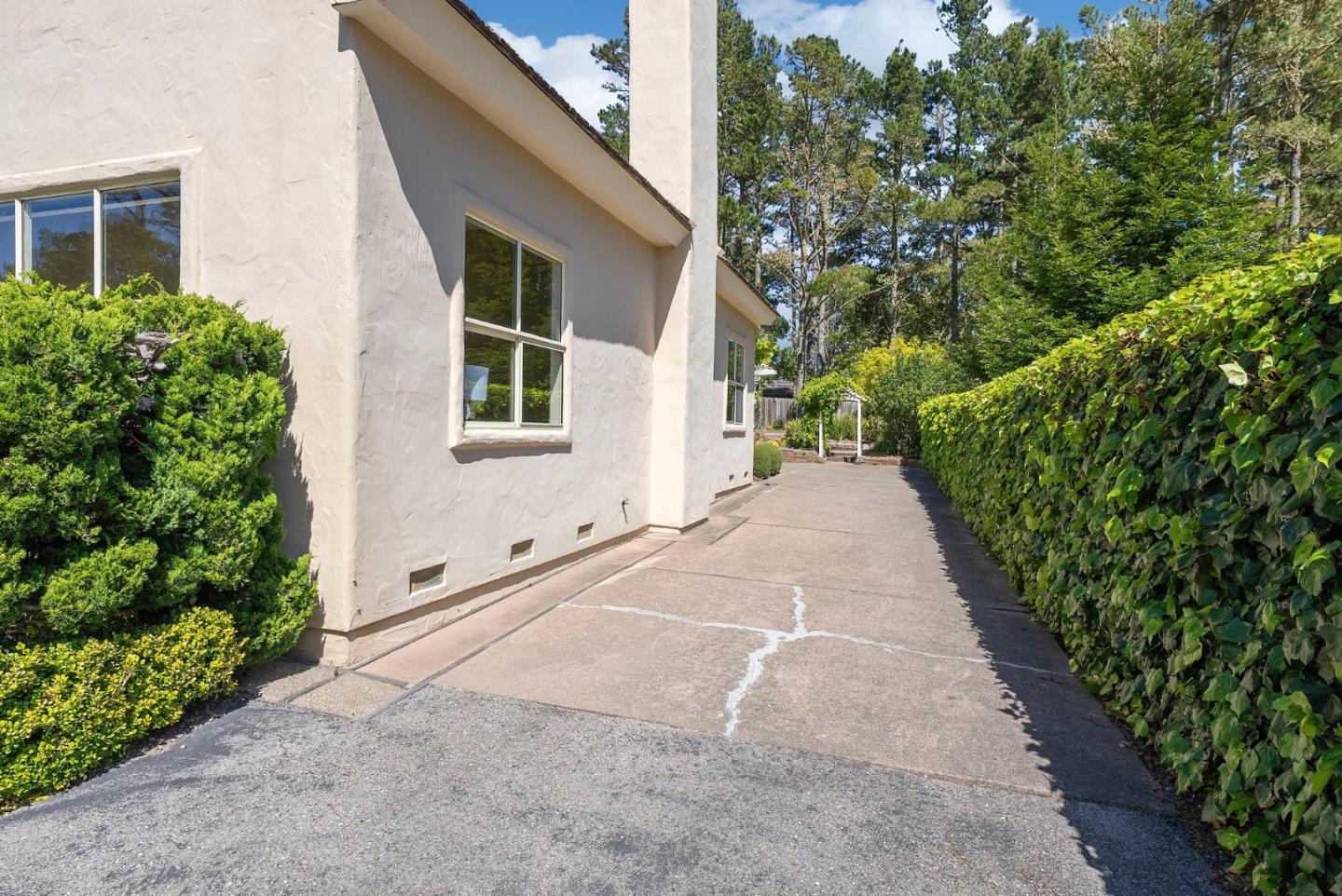 Detail Gallery Image 67 of 100 For 4071 Los Altos Dr, Pebble Beach,  CA 93953 - 3 Beds | 3/1 Baths
