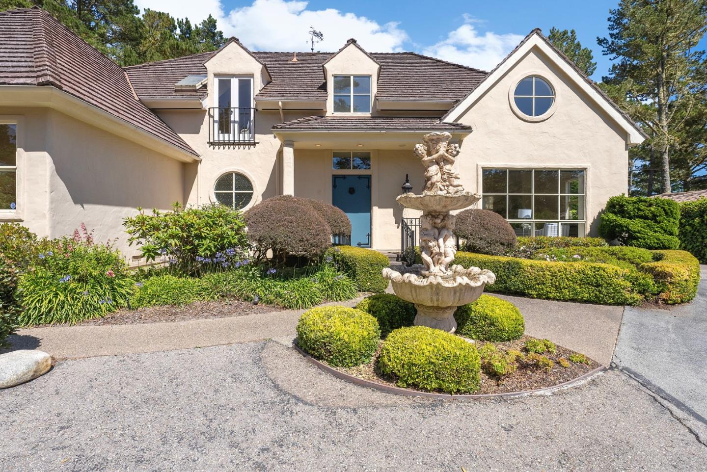 Detail Gallery Image 7 of 100 For 4071 Los Altos Dr, Pebble Beach,  CA 93953 - 3 Beds | 3/1 Baths