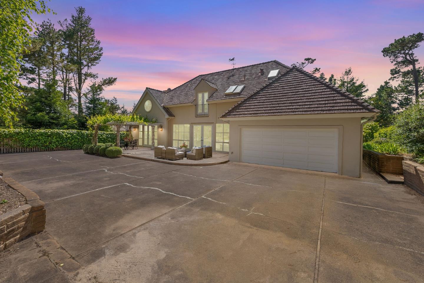 Detail Gallery Image 71 of 100 For 4071 Los Altos Dr, Pebble Beach,  CA 93953 - 3 Beds | 3/1 Baths