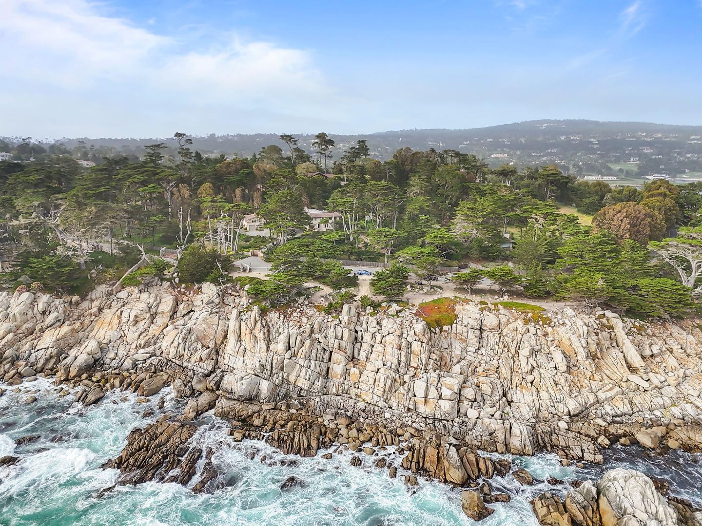 Detail Gallery Image 98 of 100 For 4071 Los Altos Dr, Pebble Beach,  CA 93953 - 3 Beds | 3/1 Baths