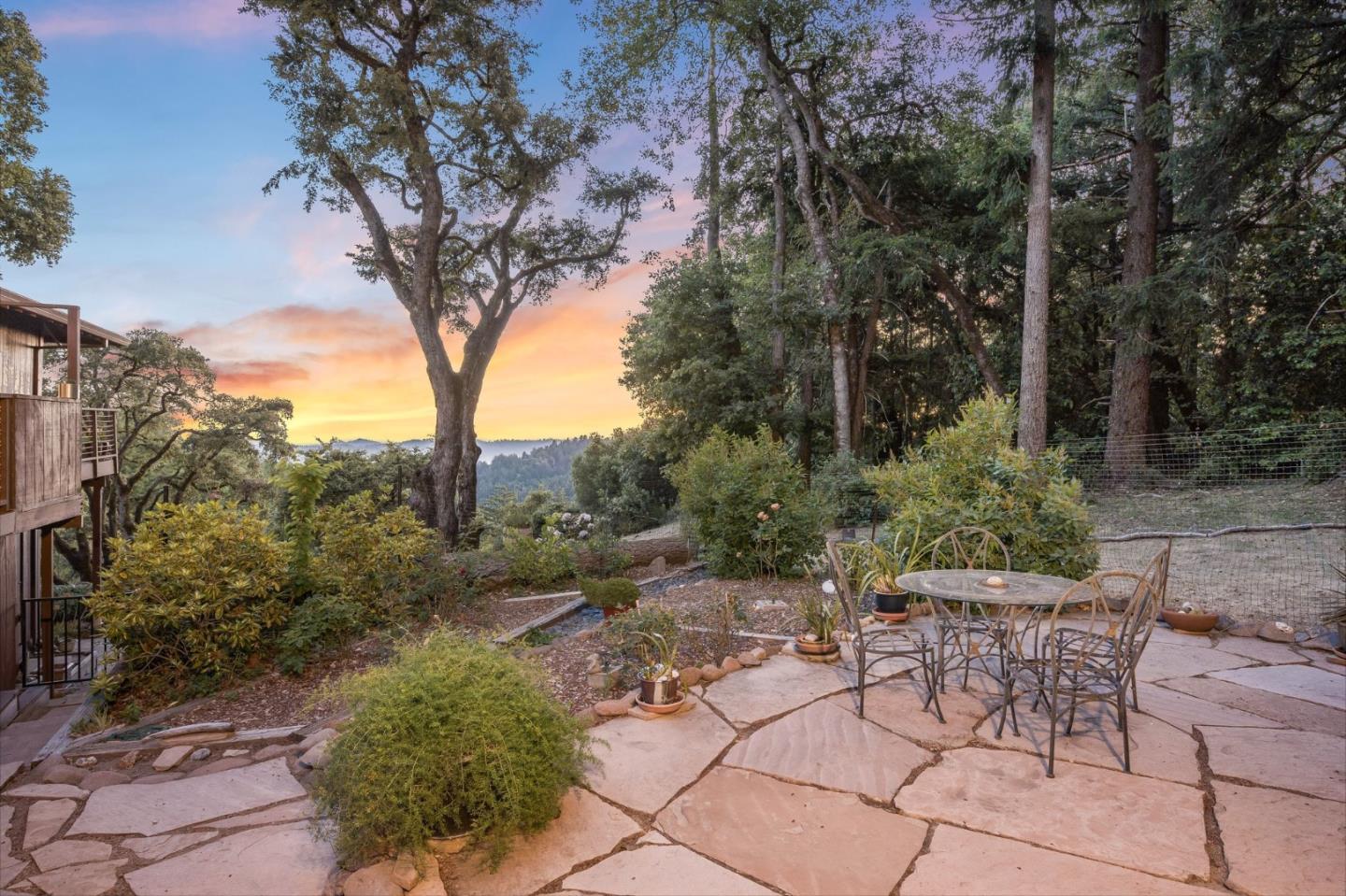 Detail Gallery Image 116 of 129 For 170 Fox Run, Los Gatos,  CA 95033 - 3 Beds | 3 Baths