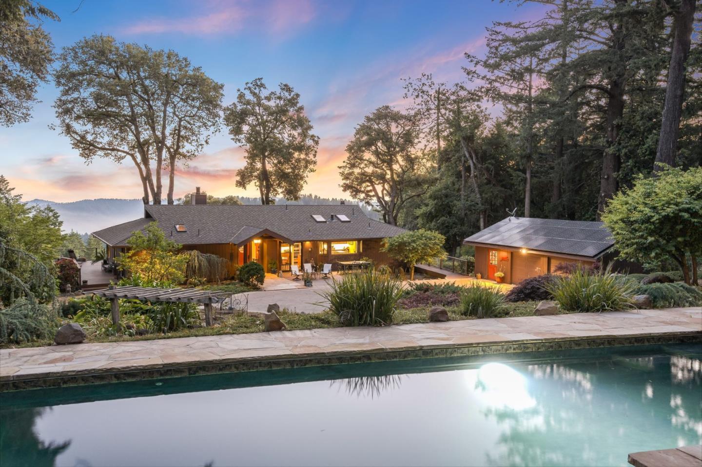 Detail Gallery Image 120 of 129 For 170 Fox Run, Los Gatos,  CA 95033 - 3 Beds | 3 Baths