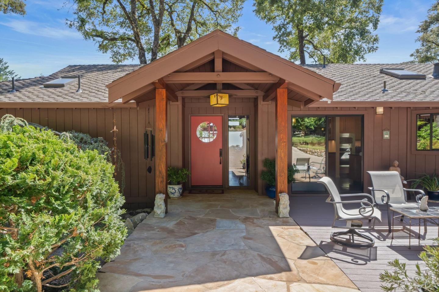 Detail Gallery Image 2 of 129 For 170 Fox Run, Los Gatos,  CA 95033 - 3 Beds | 3 Baths