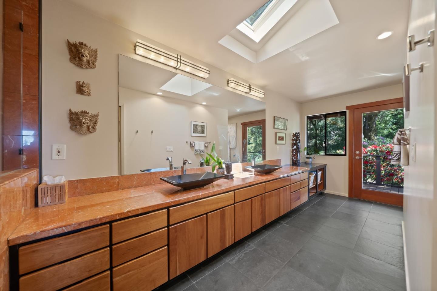 Detail Gallery Image 24 of 129 For 170 Fox Run, Los Gatos,  CA 95033 - 3 Beds | 3 Baths