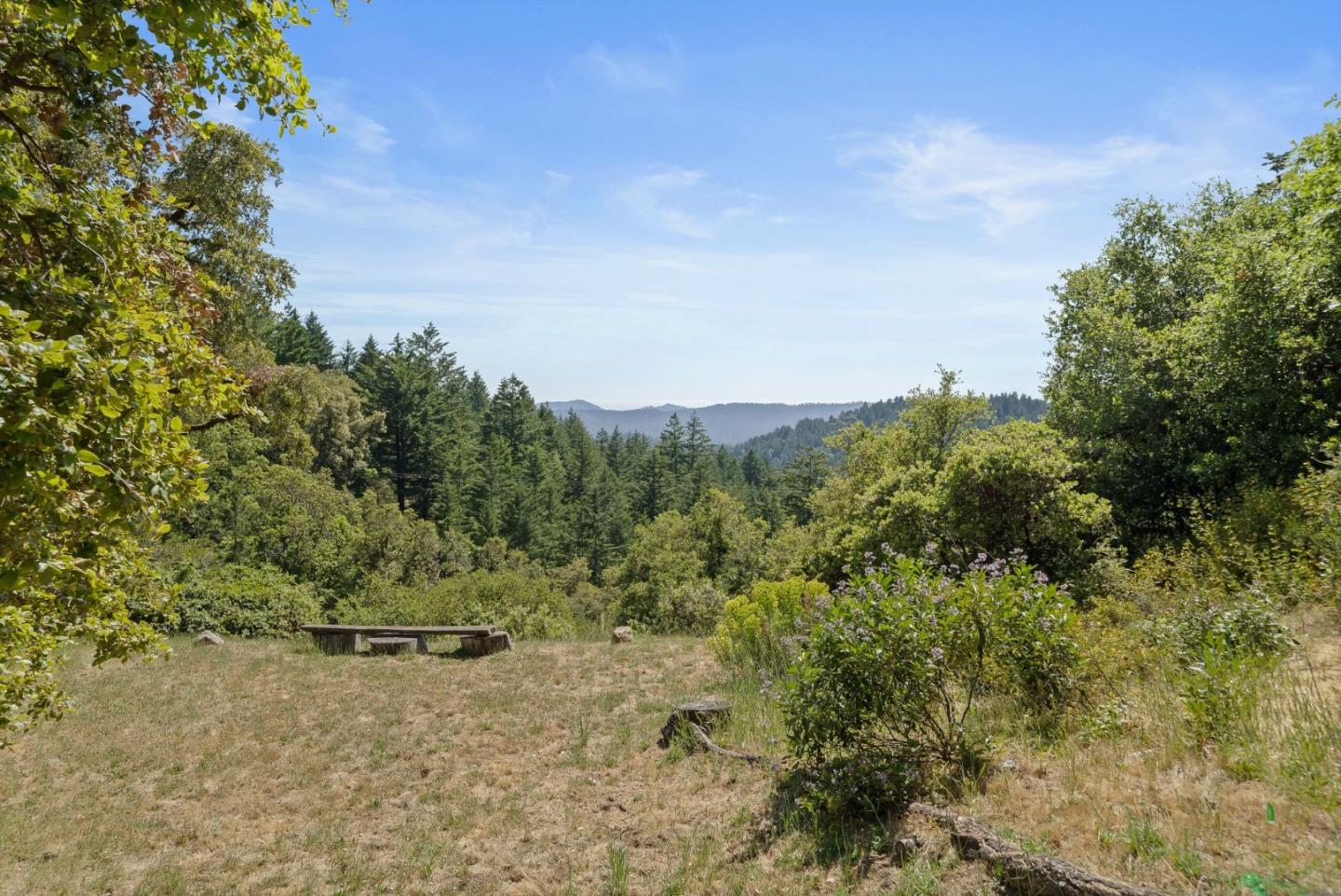 Detail Gallery Image 41 of 129 For 170 Fox Run, Los Gatos,  CA 95033 - 3 Beds | 3 Baths
