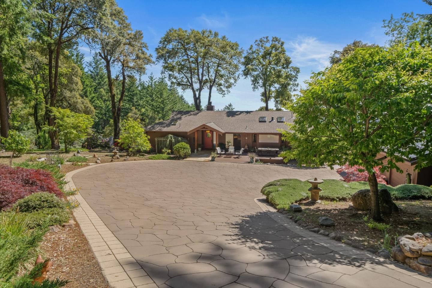 Detail Gallery Image 54 of 129 For 170 Fox Run, Los Gatos,  CA 95033 - 3 Beds | 3 Baths