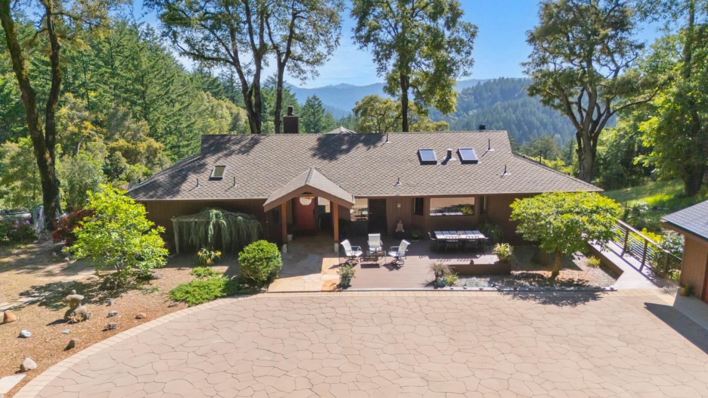 Detail Gallery Image 65 of 129 For 170 Fox Run, Los Gatos,  CA 95033 - 3 Beds | 3 Baths