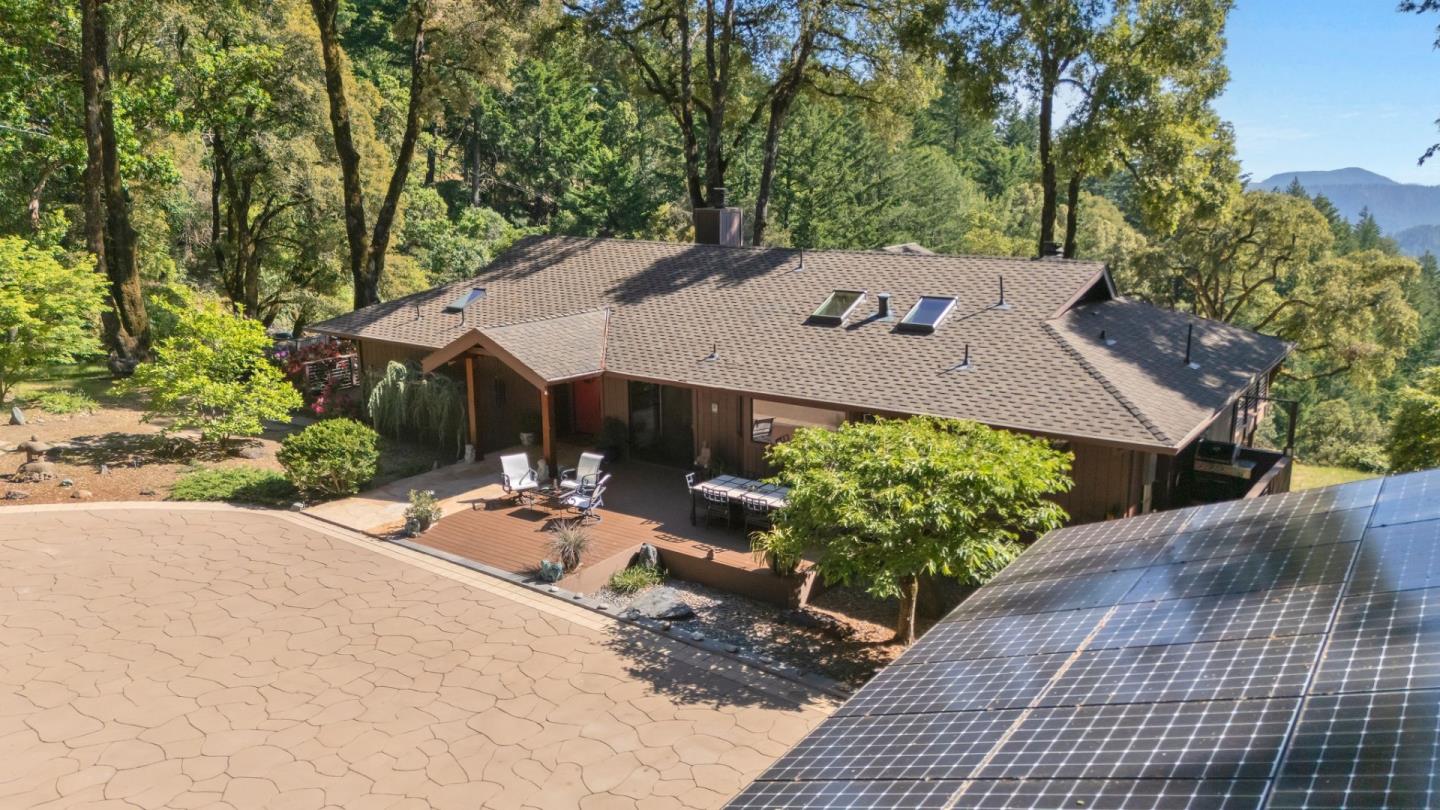 Detail Gallery Image 67 of 129 For 170 Fox Run, Los Gatos,  CA 95033 - 3 Beds | 3 Baths