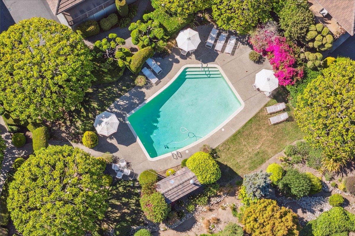 Detail Gallery Image 25 of 33 For 9500 Center St #1,  Carmel,  CA 93923 - 2 Beds | 2 Baths