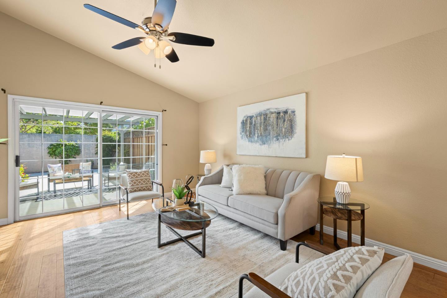 Detail Gallery Image 13 of 30 For 17437 Calle Del Sol, Morgan Hill,  CA 95037 - 4 Beds | 2 Baths