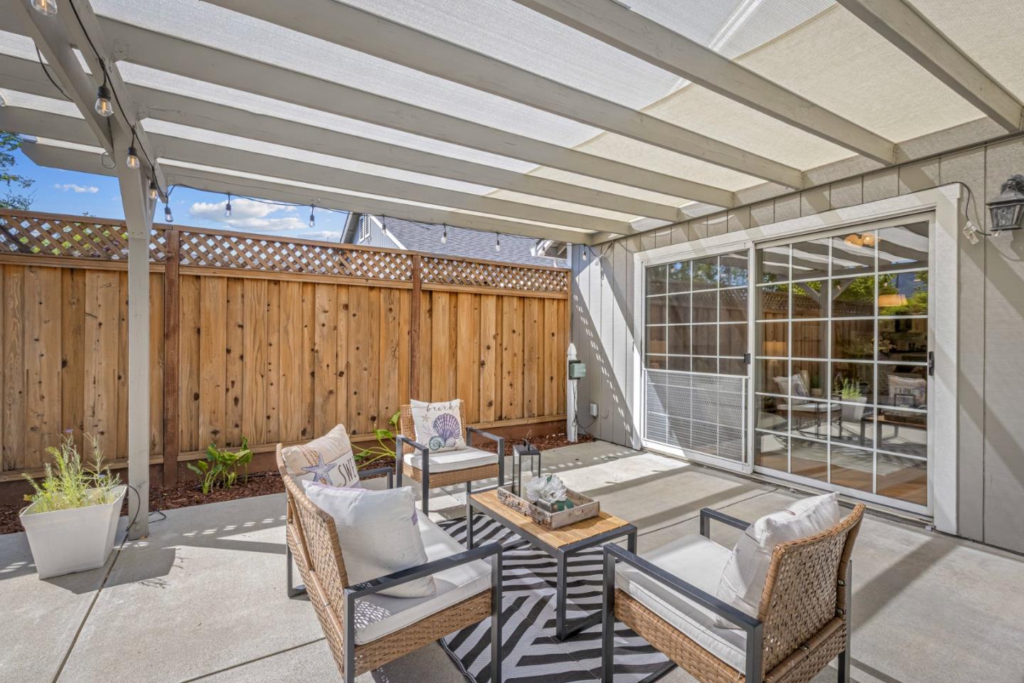 Detail Gallery Image 22 of 30 For 17437 Calle Del Sol, Morgan Hill,  CA 95037 - 4 Beds | 2 Baths