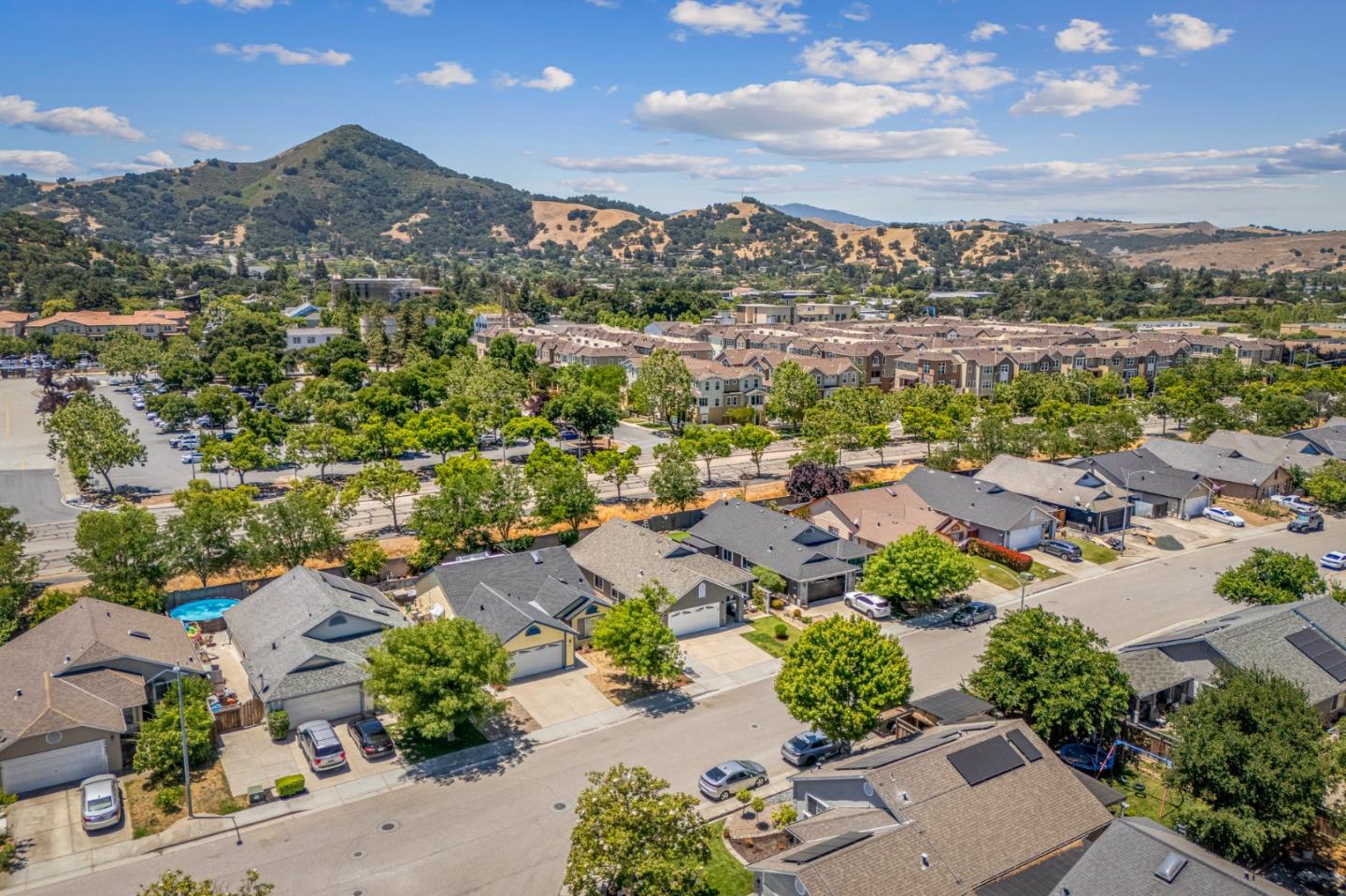 Detail Gallery Image 26 of 30 For 17437 Calle Del Sol, Morgan Hill,  CA 95037 - 4 Beds | 2 Baths