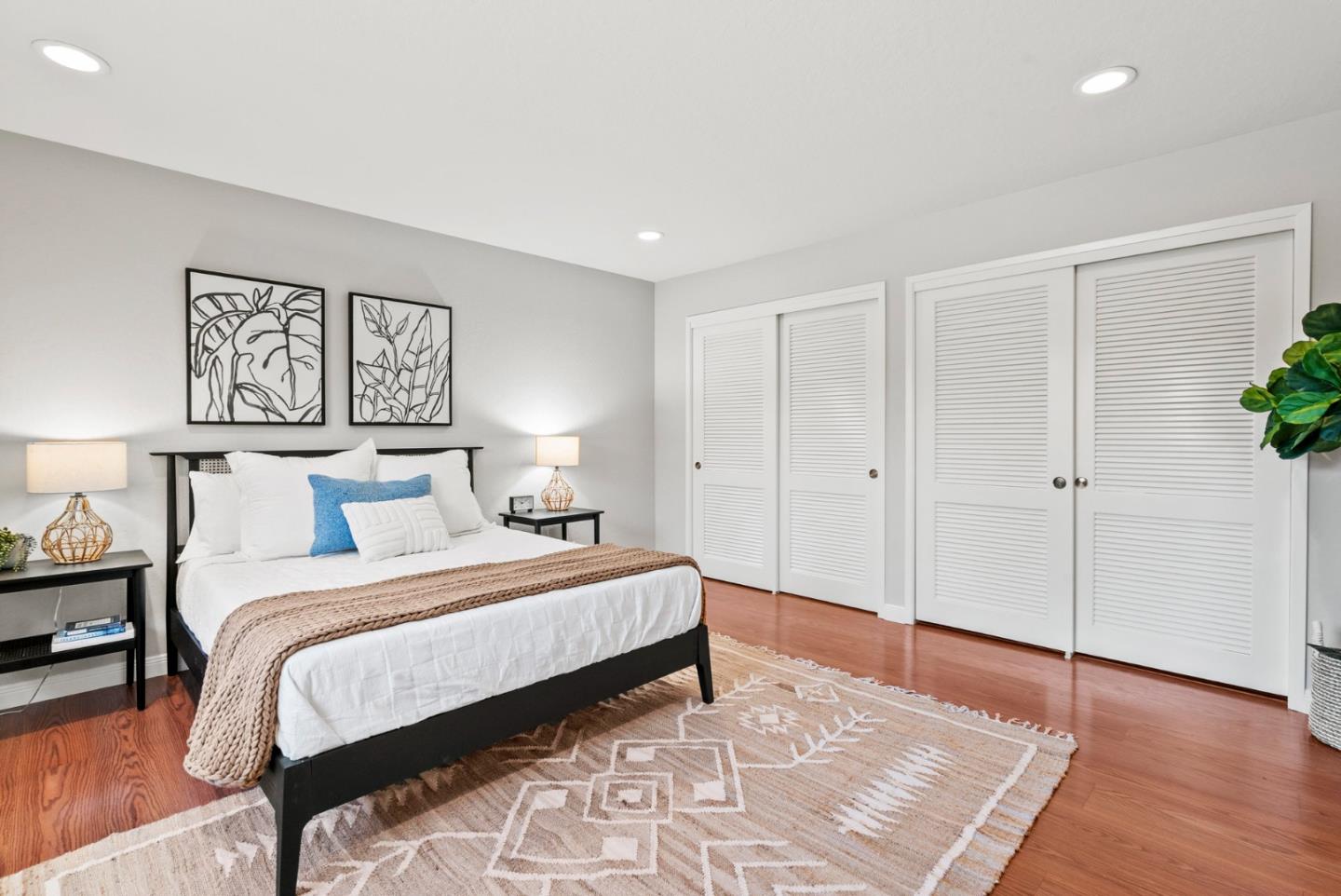 Detail Gallery Image 20 of 43 For 2369 Walden Sq, San Jose,  CA 95124 - 4 Beds | 2/1 Baths