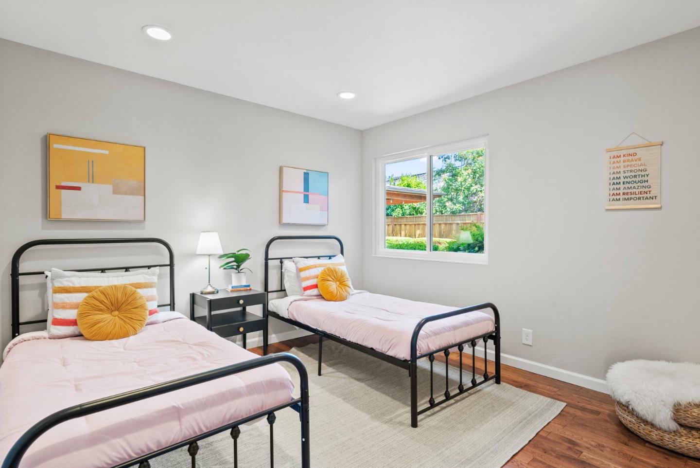 Detail Gallery Image 26 of 43 For 2369 Walden Sq, San Jose,  CA 95124 - 4 Beds | 2/1 Baths