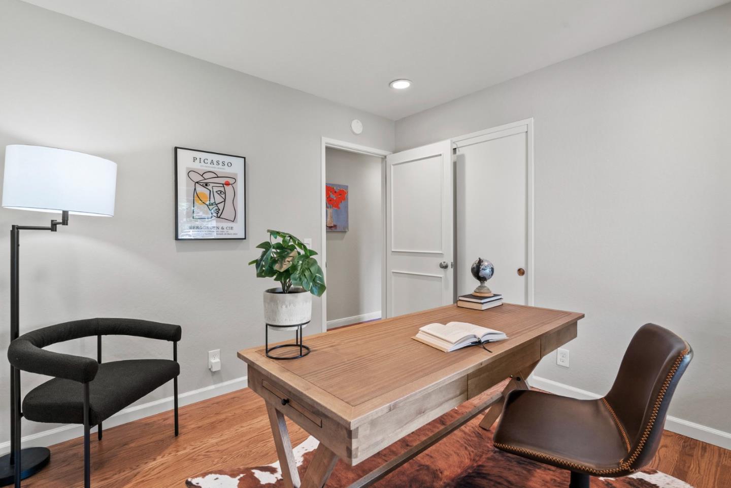 Detail Gallery Image 29 of 43 For 2369 Walden Sq, San Jose,  CA 95124 - 4 Beds | 2/1 Baths