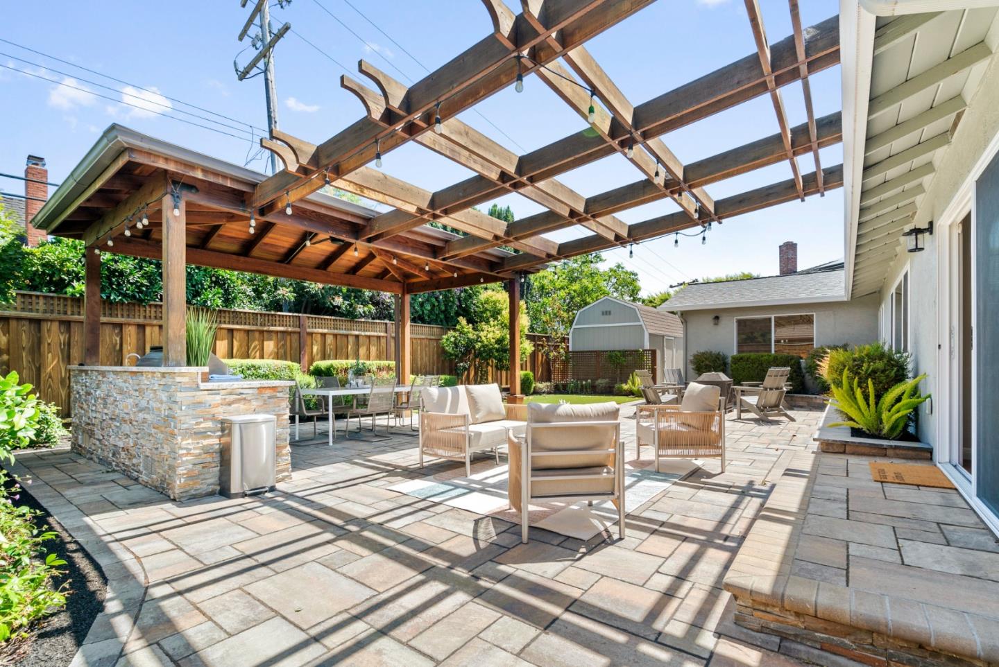 Detail Gallery Image 33 of 43 For 2369 Walden Sq, San Jose,  CA 95124 - 4 Beds | 2/1 Baths