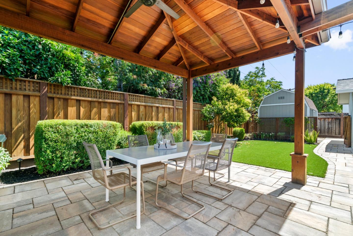 Detail Gallery Image 34 of 43 For 2369 Walden Sq, San Jose,  CA 95124 - 4 Beds | 2/1 Baths