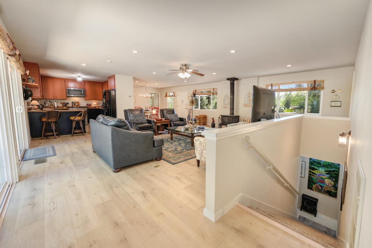 Detail Gallery Image 16 of 73 For 18950 Rainbow Mine Rd, Pine Grove,  CA 95665 - 3 Beds | 3 Baths