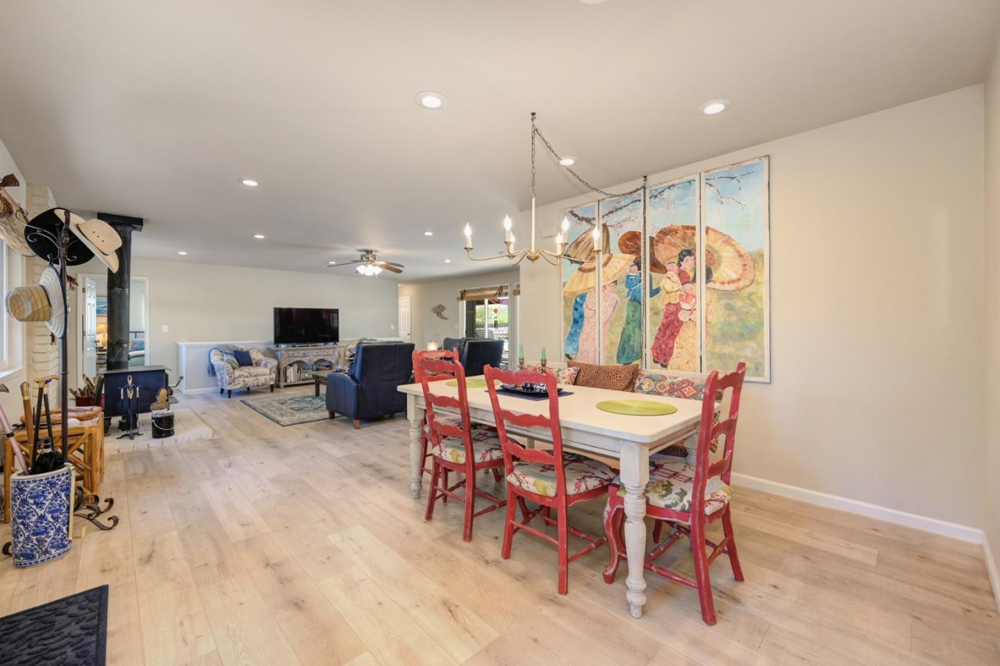 Detail Gallery Image 18 of 73 For 18950 Rainbow Mine Rd, Pine Grove,  CA 95665 - 3 Beds | 3 Baths