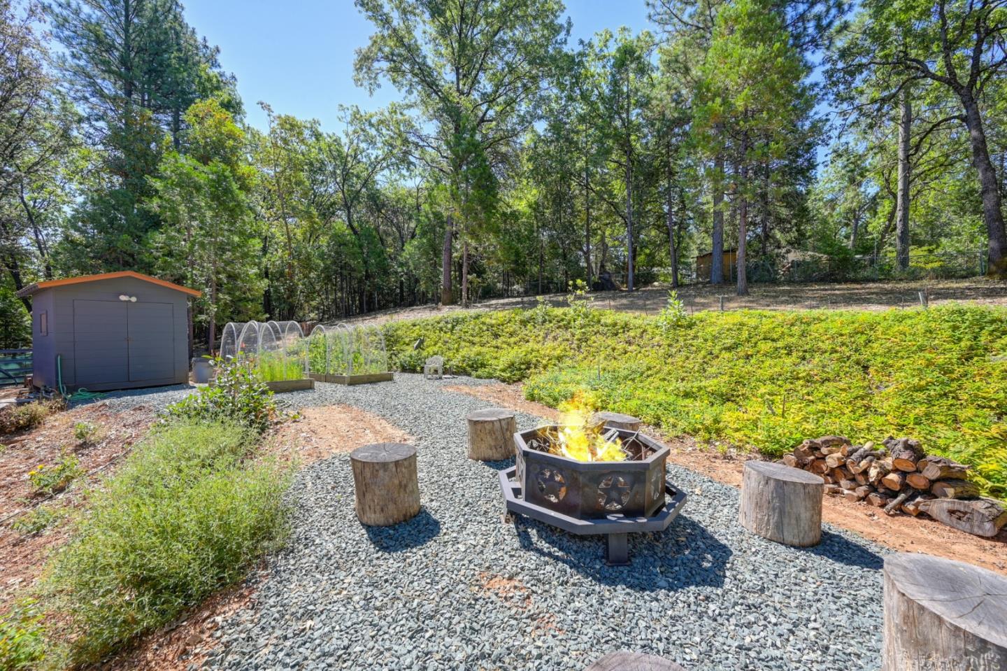 Detail Gallery Image 57 of 73 For 18950 Rainbow Mine Rd, Pine Grove,  CA 95665 - 3 Beds | 3 Baths