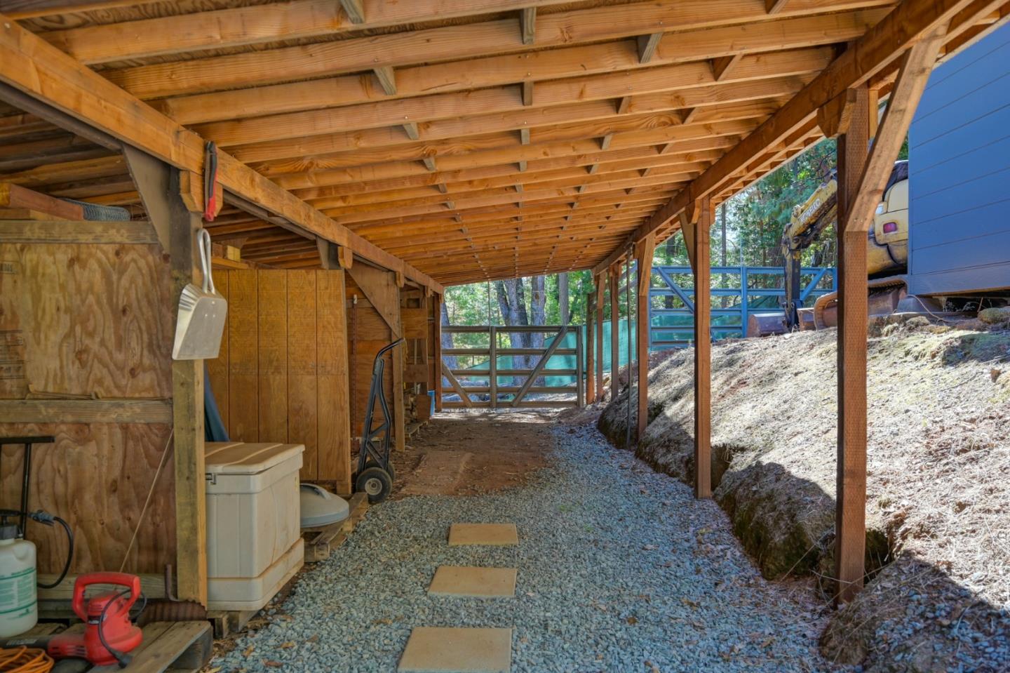 Detail Gallery Image 60 of 73 For 18950 Rainbow Mine Rd, Pine Grove,  CA 95665 - 3 Beds | 3 Baths