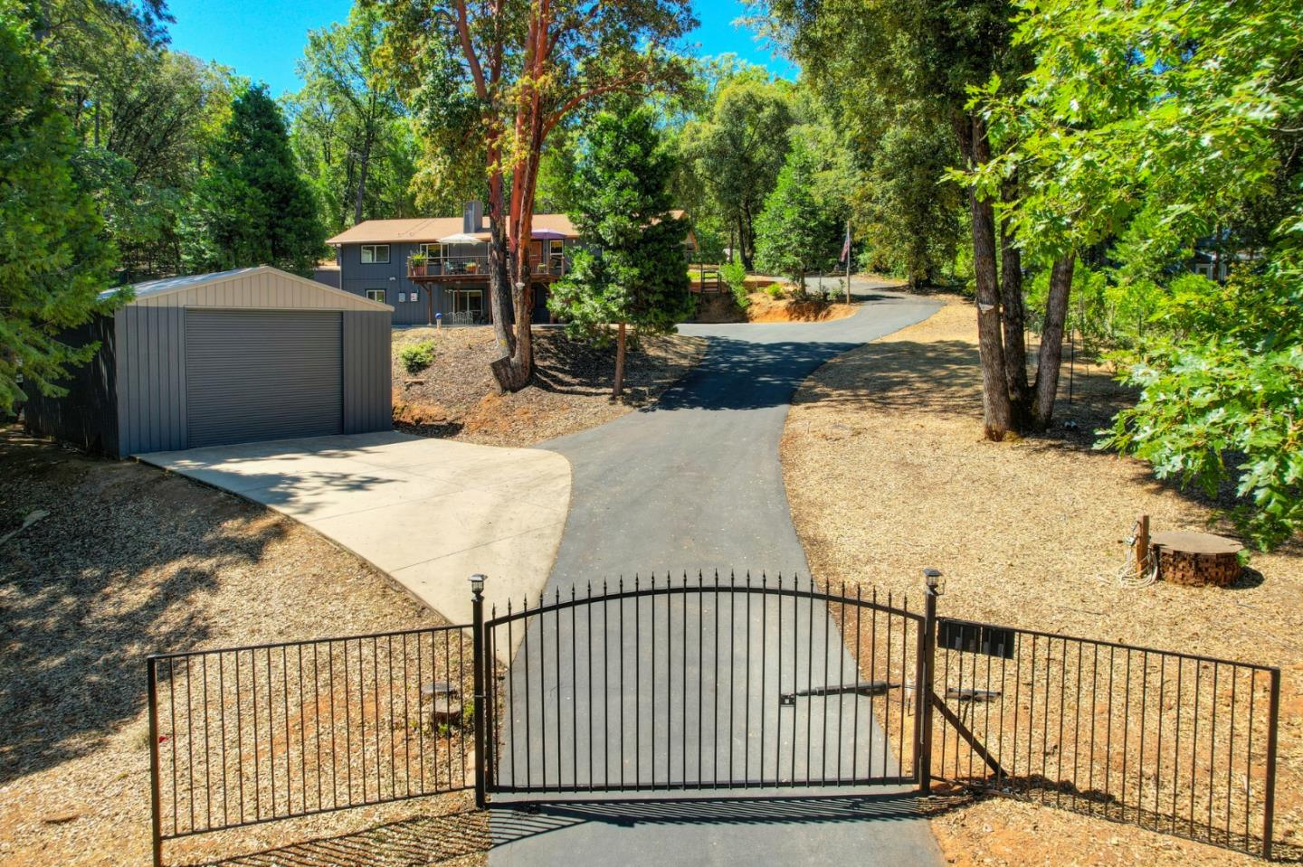 Detail Gallery Image 63 of 73 For 18950 Rainbow Mine Rd, Pine Grove,  CA 95665 - 3 Beds | 3 Baths