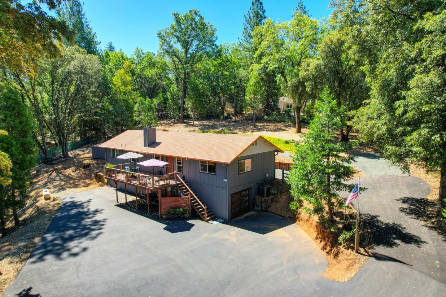 Detail Gallery Image 64 of 73 For 18950 Rainbow Mine Rd, Pine Grove,  CA 95665 - 3 Beds | 3 Baths