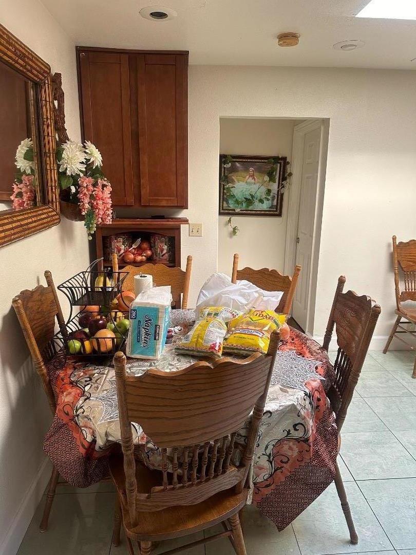 Detail Gallery Image 5 of 19 For 7131 Rosanna St, Gilroy,  CA 95020 - – Beds | – Baths