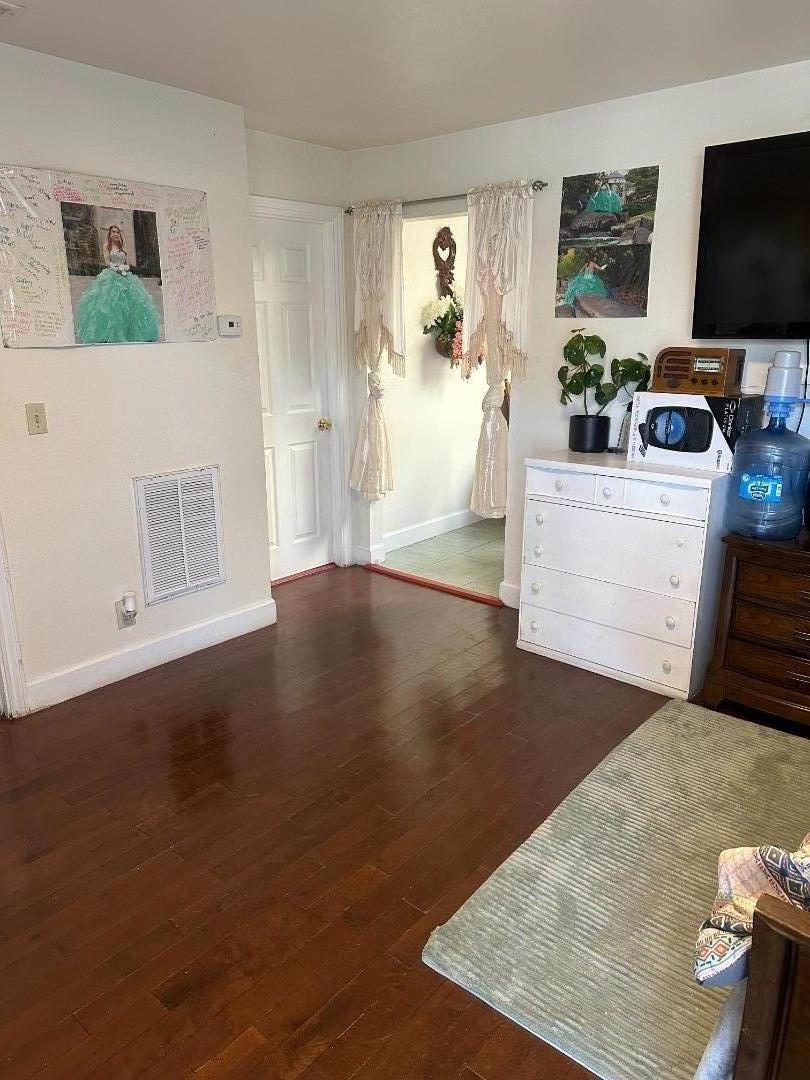 Detail Gallery Image 7 of 19 For 7131 Rosanna St, Gilroy,  CA 95020 - – Beds | – Baths