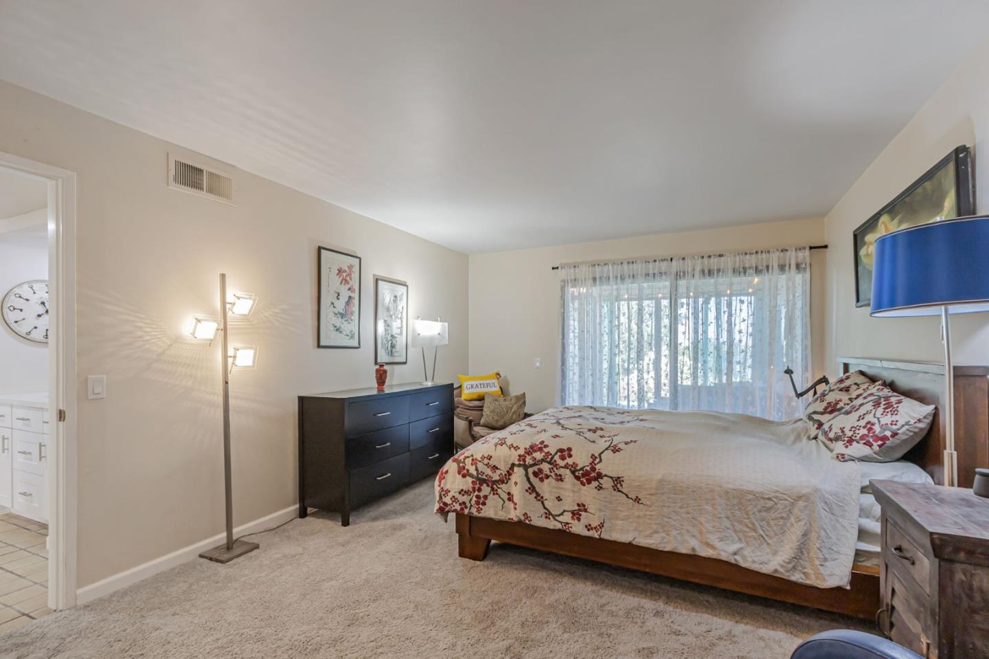 Detail Gallery Image 16 of 67 For 8463 Traminer Ct, San Jose,  CA 95135 - 2 Beds | 2 Baths