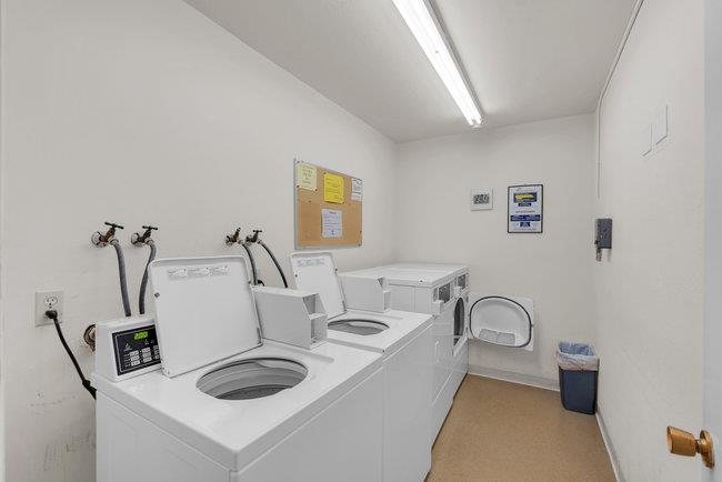 Detail Gallery Image 15 of 38 For 828 N El Camino Real #9,  San Mateo,  CA 94401 - 1 Beds | 1 Baths