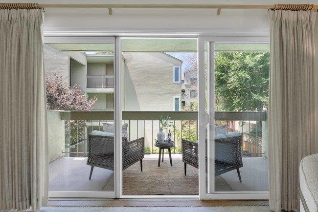 Detail Gallery Image 5 of 38 For 828 N El Camino Real #9,  San Mateo,  CA 94401 - 1 Beds | 1 Baths