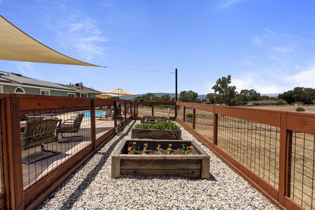 Detail Gallery Image 24 of 41 For 2985 Roop Rd, Gilroy,  CA 95020 - 4 Beds | 2/1 Baths