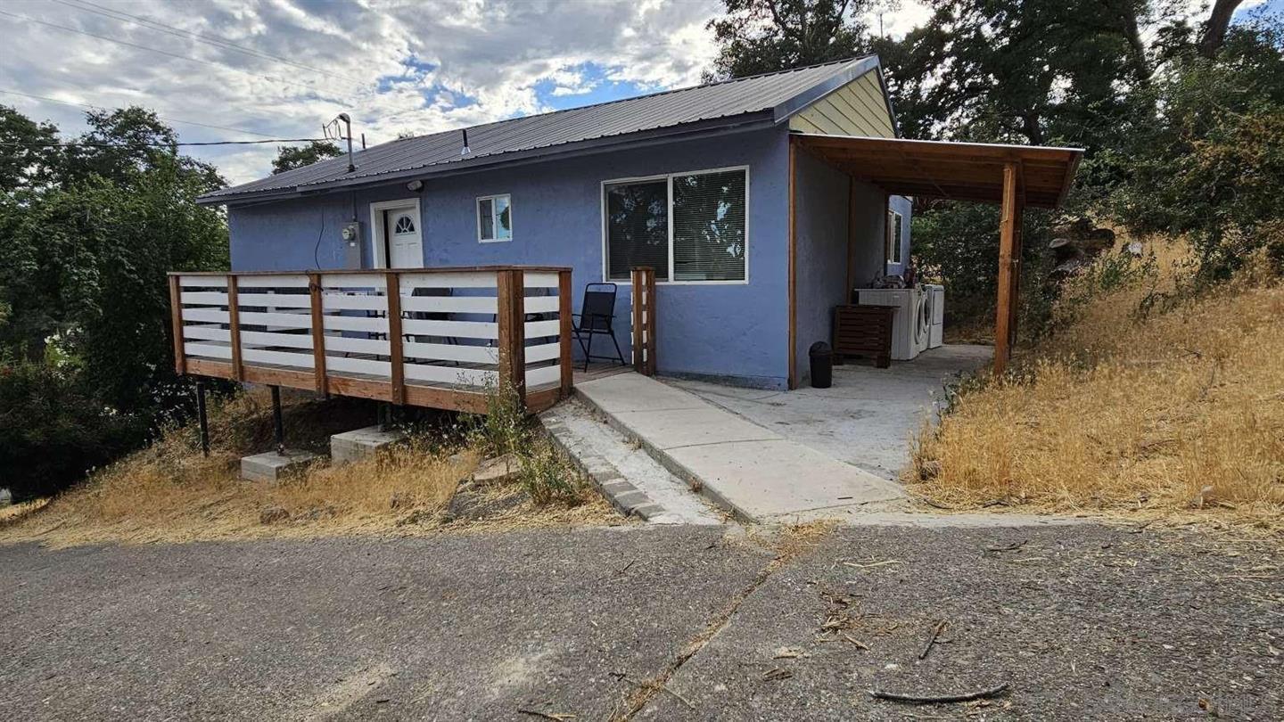 Detail Gallery Image 1 of 43 For 14748 Uhl Ave, Clearlake,  CA 95422 - 3 Beds | 1 Baths