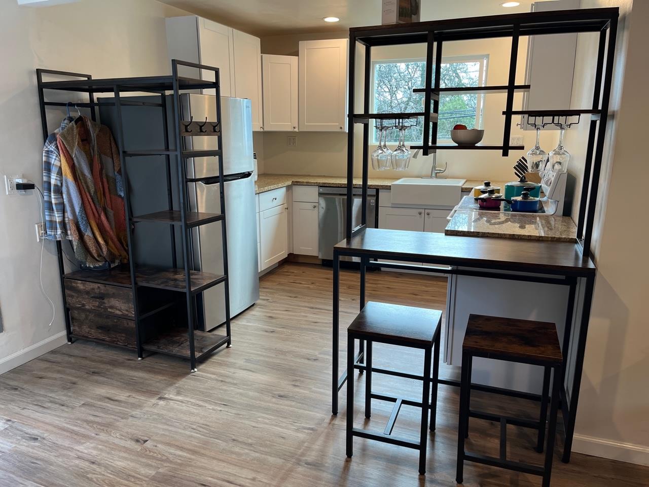 Detail Gallery Image 9 of 43 For 14748 Uhl Ave, Clearlake,  CA 95422 - 3 Beds | 1 Baths