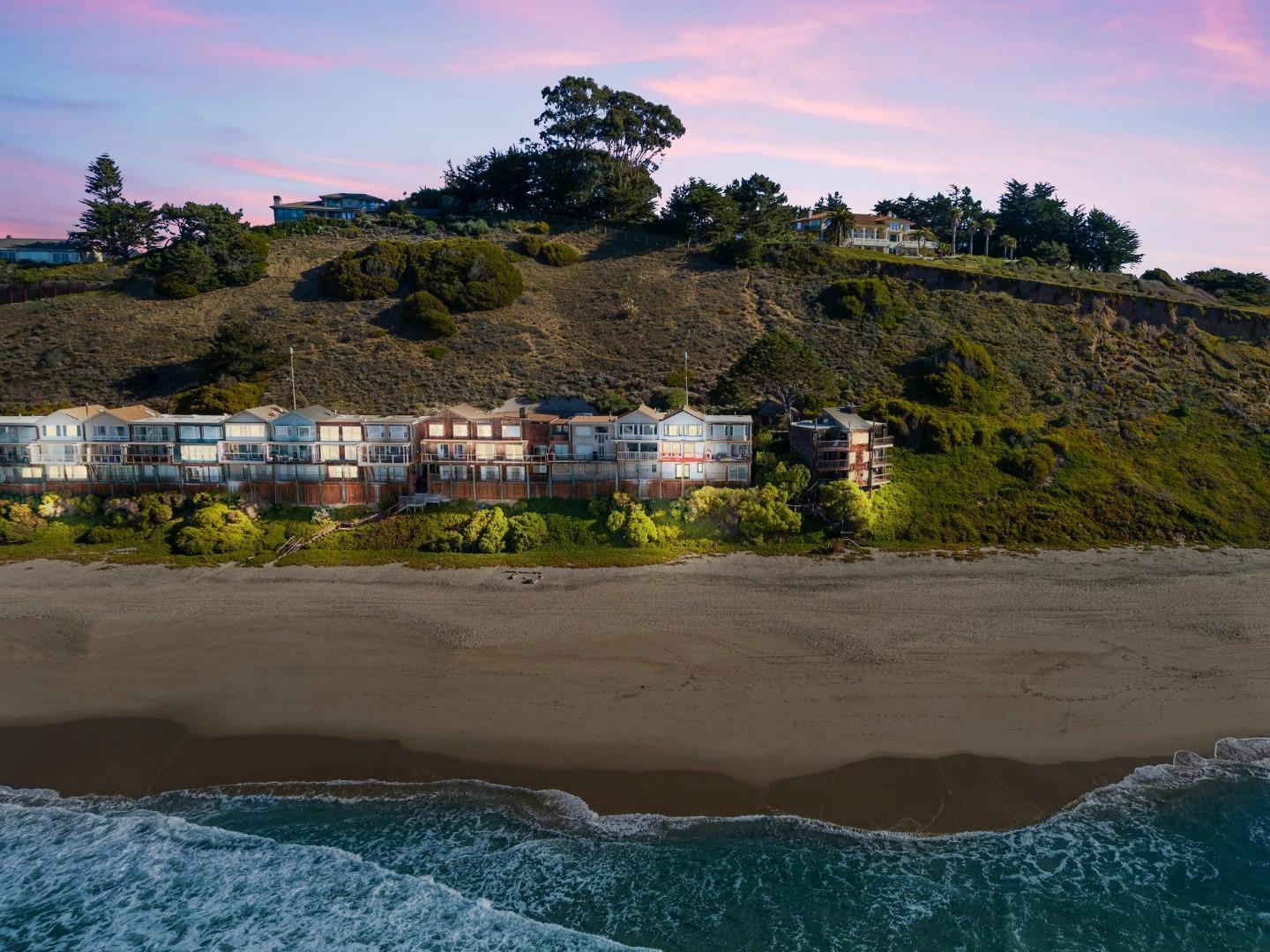 Detail Gallery Image 4 of 53 For 476 Oceanview Dr, La Selva Beach,  CA 95076 - 3 Beds | 1/1 Baths