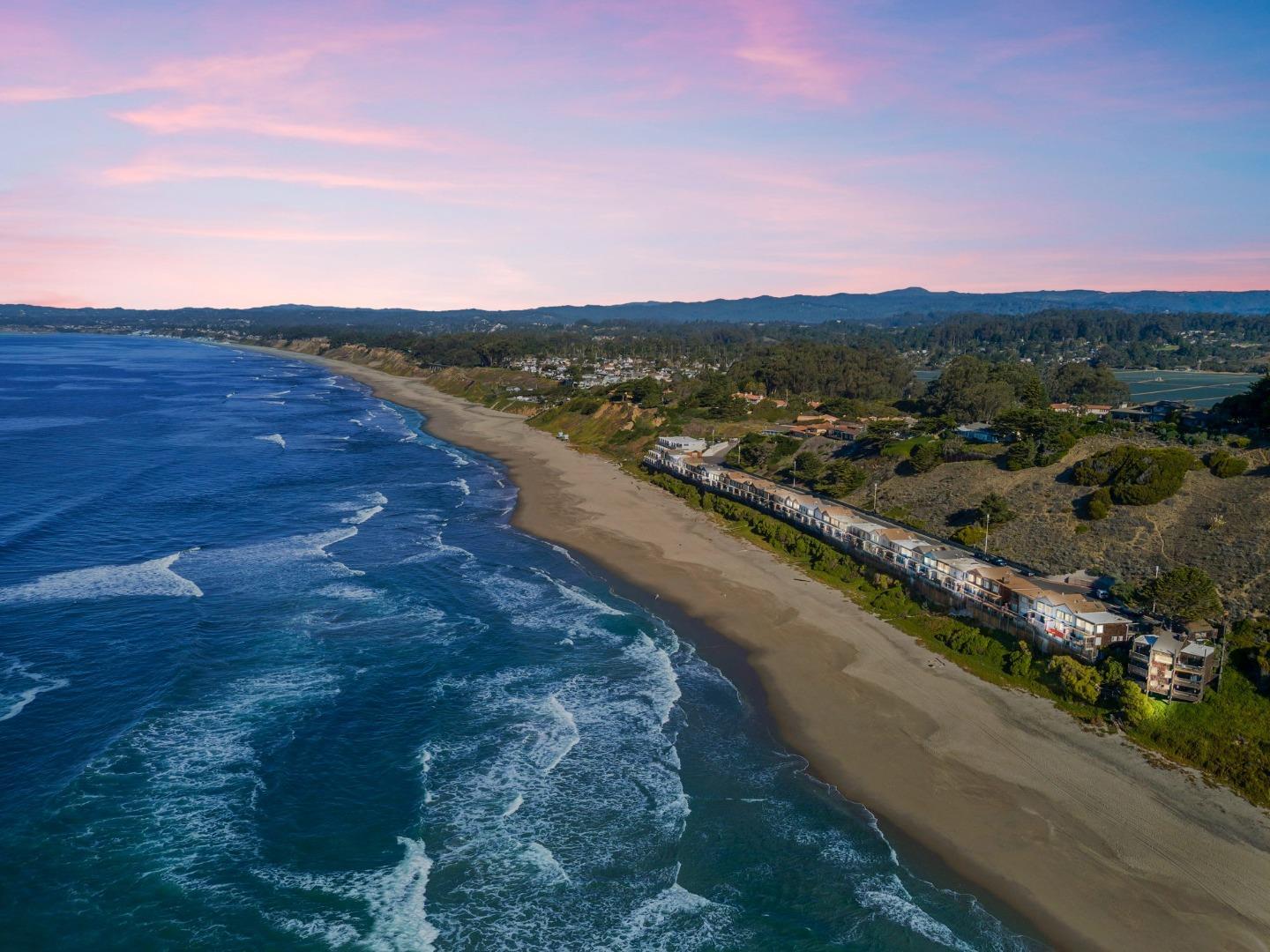 Detail Gallery Image 6 of 53 For 476 Oceanview Dr, La Selva Beach,  CA 95076 - 3 Beds | 1/1 Baths