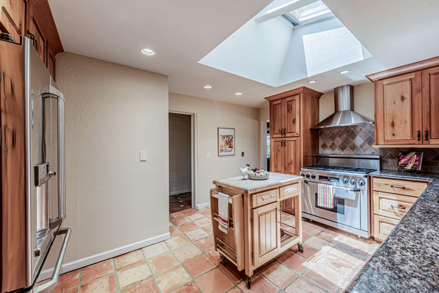 Detail Gallery Image 23 of 73 For 2970 Fruitdale Ave, San Jose,  CA 95128 - 3 Beds | 2/1 Baths