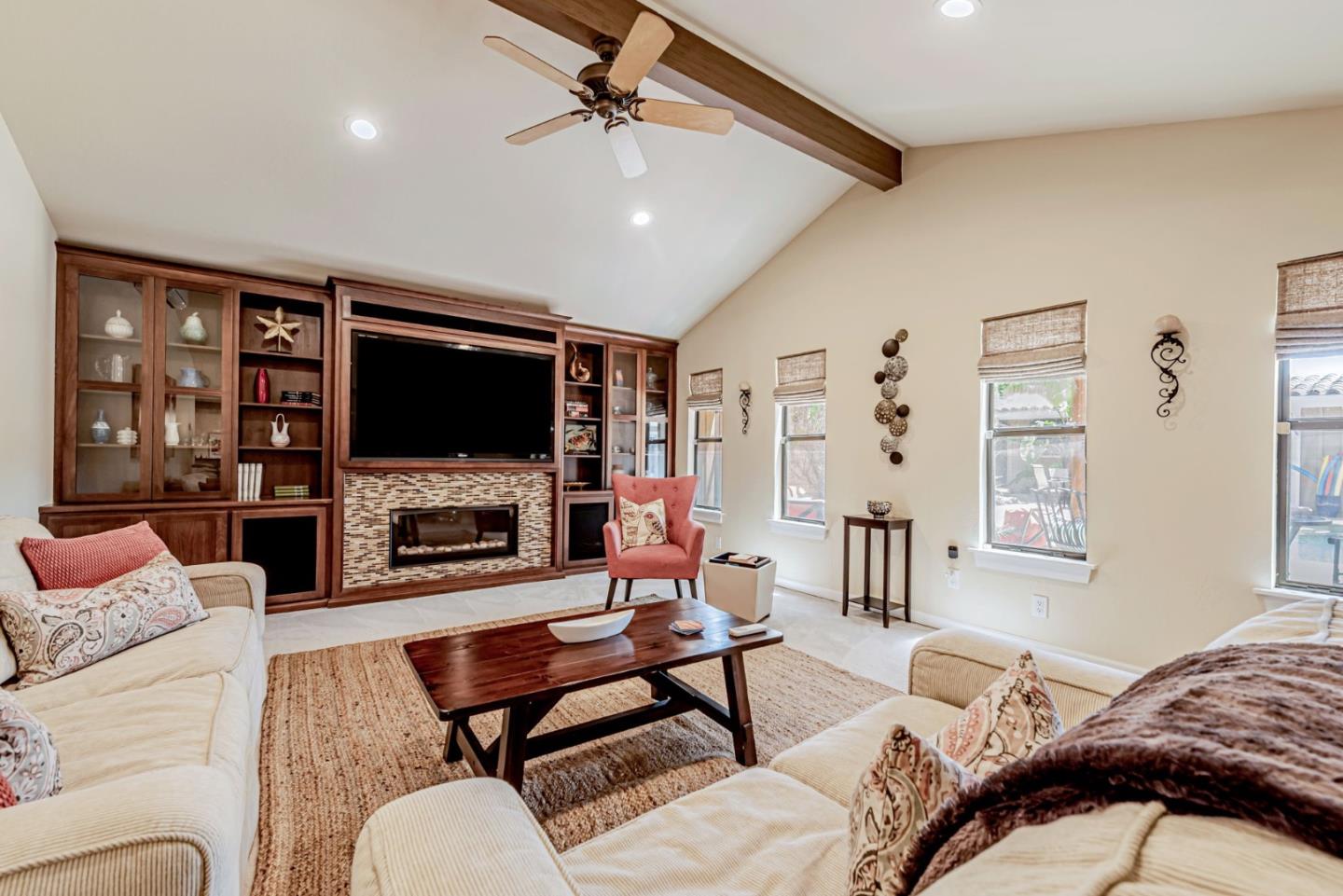 Detail Gallery Image 27 of 73 For 2970 Fruitdale Ave, San Jose,  CA 95128 - 3 Beds | 2/1 Baths
