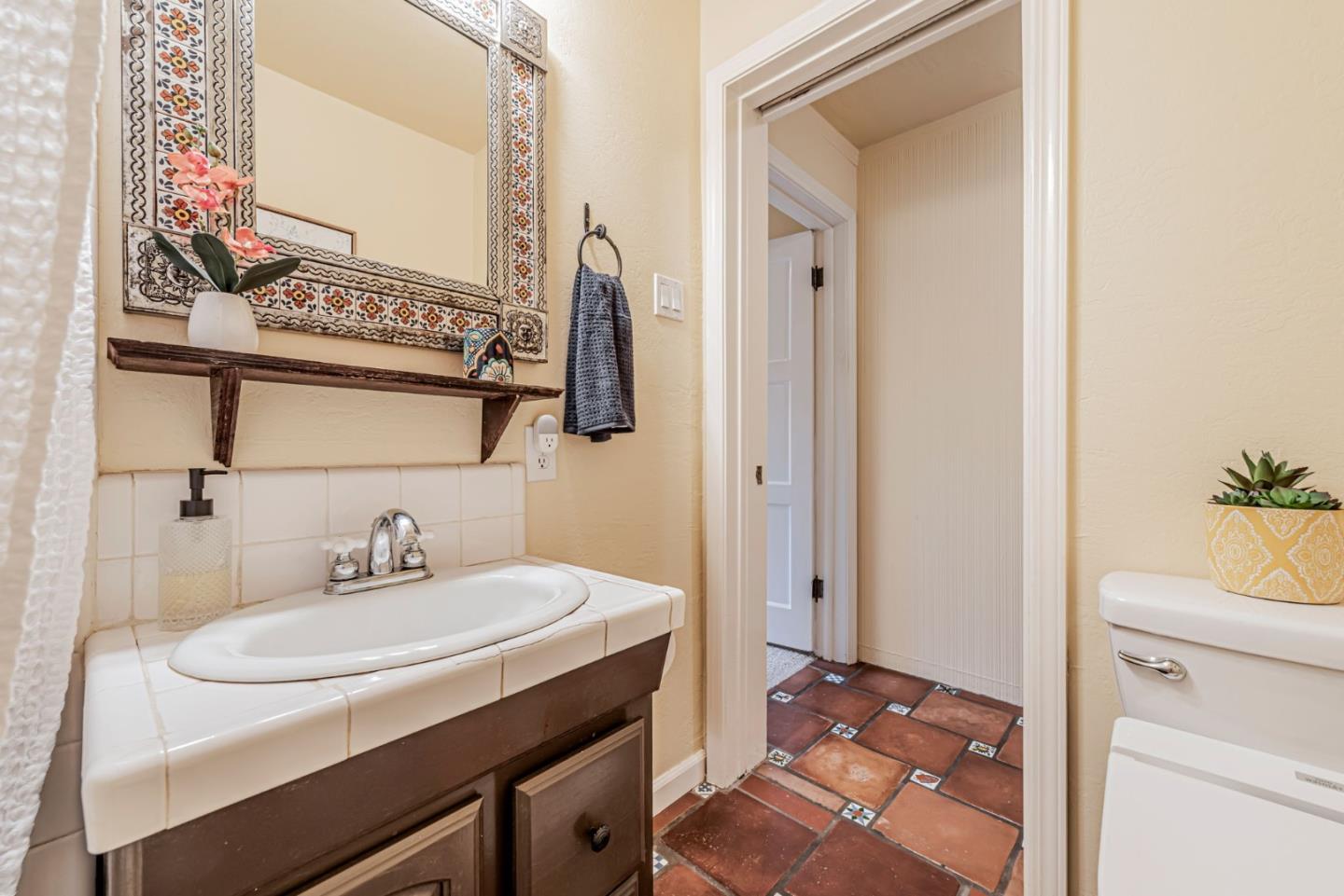 Detail Gallery Image 37 of 73 For 2970 Fruitdale Ave, San Jose,  CA 95128 - 3 Beds | 2/1 Baths