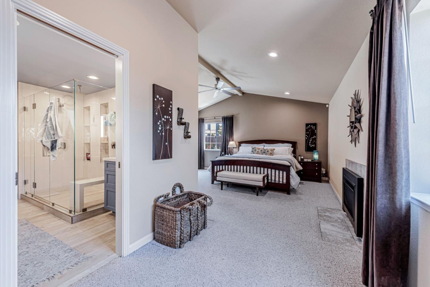 Detail Gallery Image 38 of 73 For 2970 Fruitdale Ave, San Jose,  CA 95128 - 3 Beds | 2/1 Baths