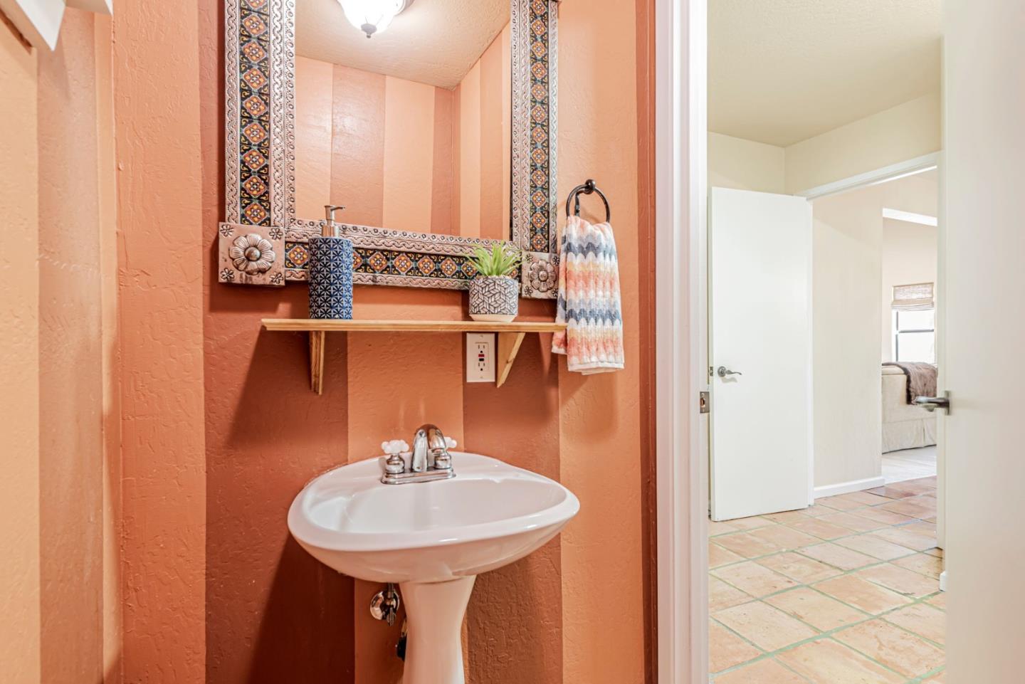 Detail Gallery Image 49 of 73 For 2970 Fruitdale Ave, San Jose,  CA 95128 - 3 Beds | 2/1 Baths