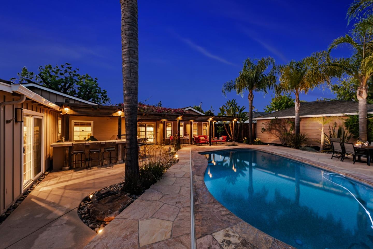 Detail Gallery Image 64 of 73 For 2970 Fruitdale Ave, San Jose,  CA 95128 - 3 Beds | 2/1 Baths