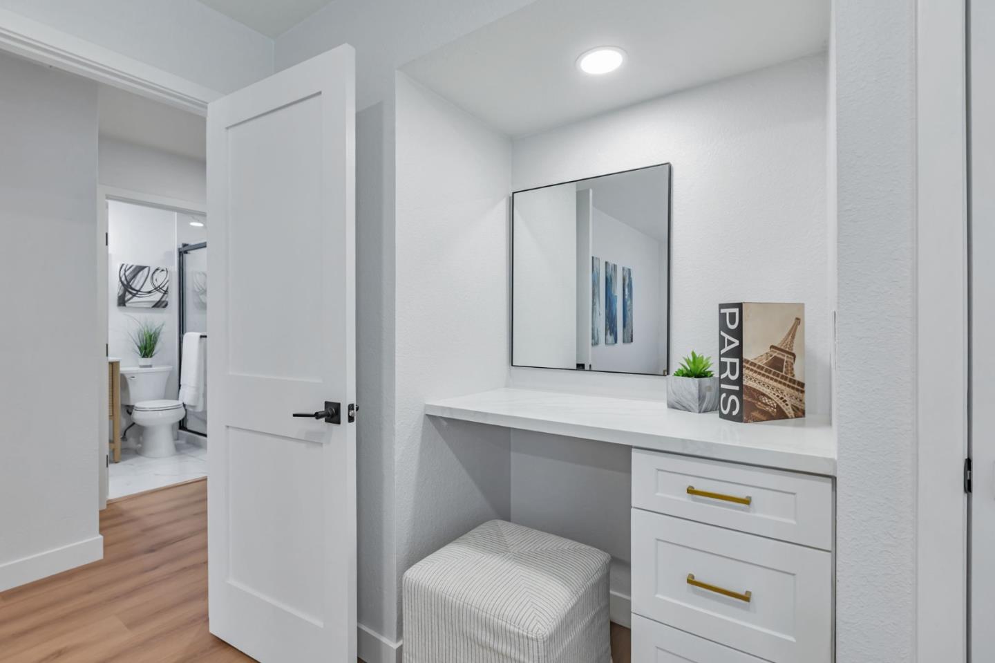 Detail Gallery Image 18 of 31 For 832 Gilchrist Dr #3,  San Jose,  CA 95133 - 2 Beds | 1 Baths
