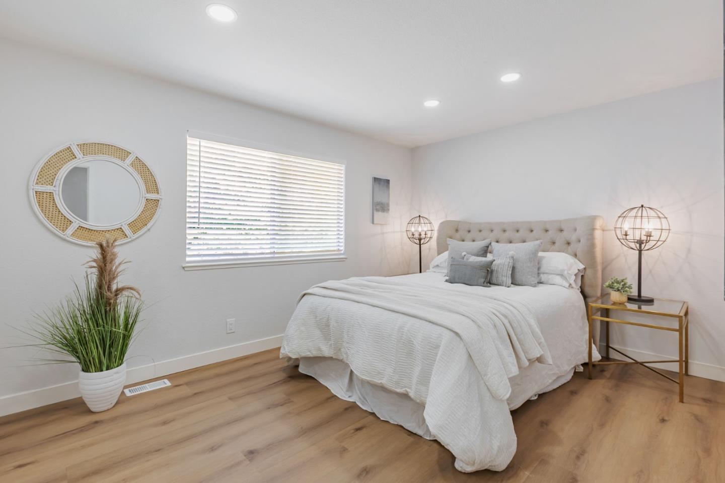 Detail Gallery Image 21 of 31 For 832 Gilchrist Dr #3,  San Jose,  CA 95133 - 2 Beds | 1 Baths