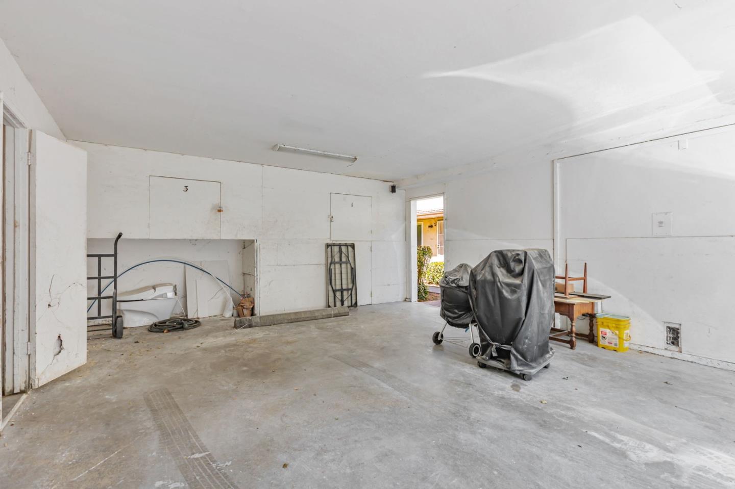 Detail Gallery Image 28 of 31 For 832 Gilchrist Dr #3,  San Jose,  CA 95133 - 2 Beds | 1 Baths