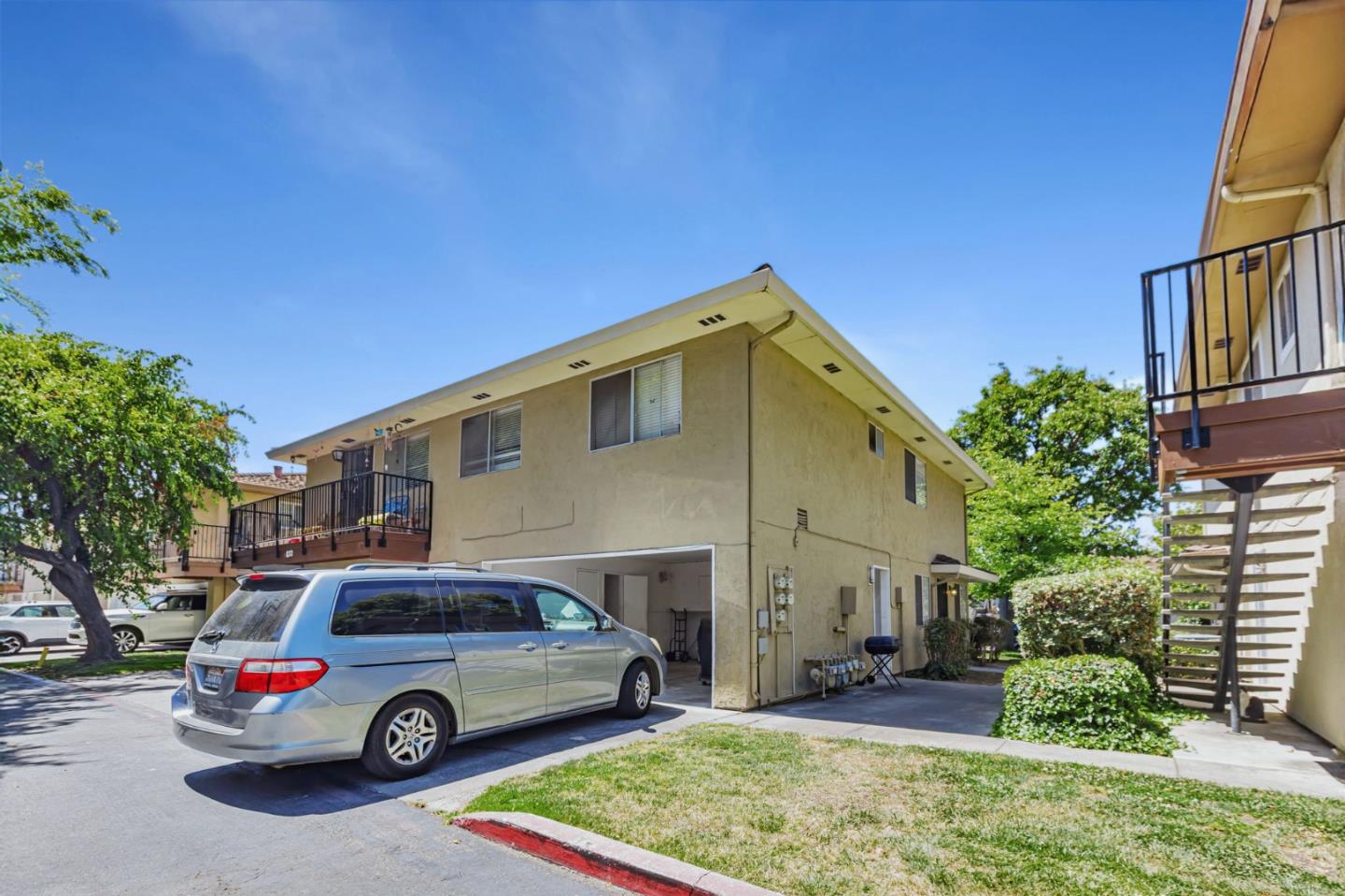 Detail Gallery Image 30 of 31 For 832 Gilchrist Dr #3,  San Jose,  CA 95133 - 2 Beds | 1 Baths