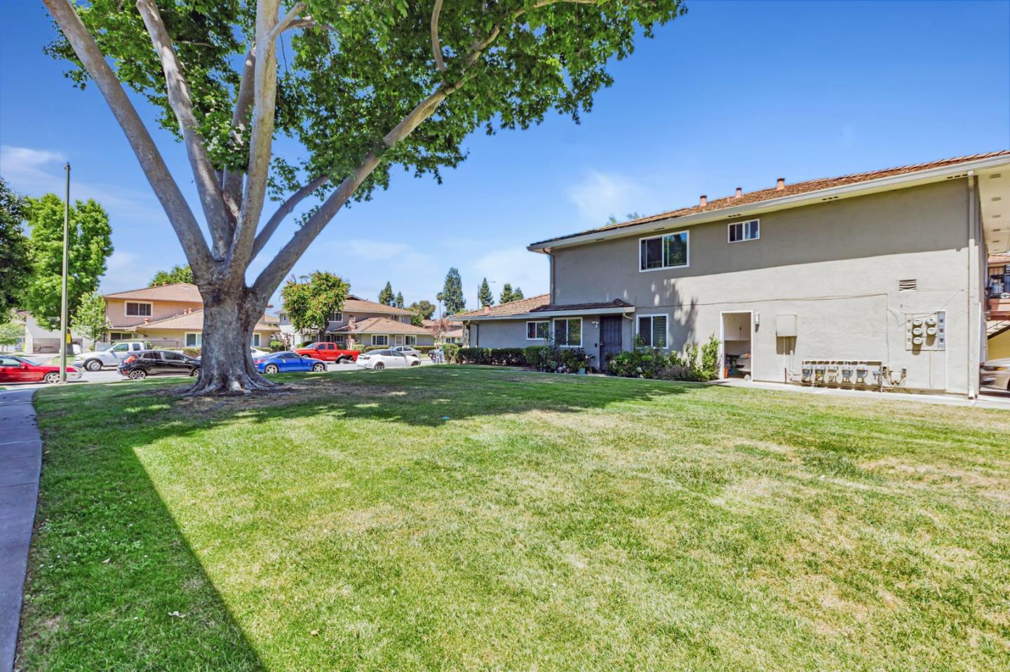 Detail Gallery Image 31 of 31 For 832 Gilchrist Dr #3,  San Jose,  CA 95133 - 2 Beds | 1 Baths