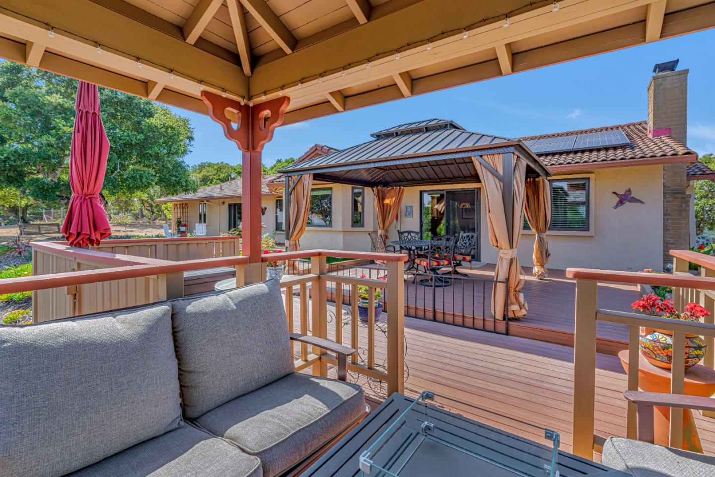 Detail Gallery Image 12 of 49 For 19225 Reavis Way, Salinas,  CA 93907 - 4 Beds | 2/1 Baths