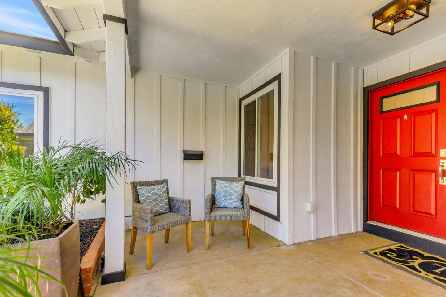 Detail Gallery Image 3 of 29 For 4765 Corrales Dr, San Jose,  CA 95136 - 5 Beds | 2/1 Baths